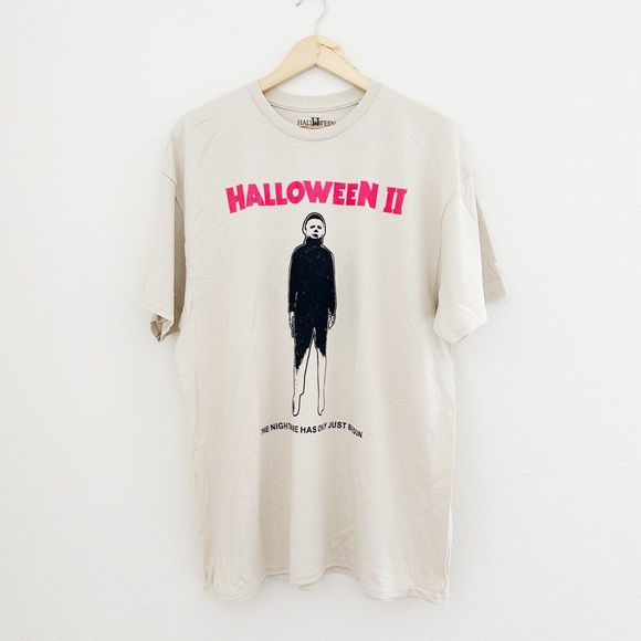 NEW Halloween II Michael Myers Graphic Tee - Picture 1 of 6